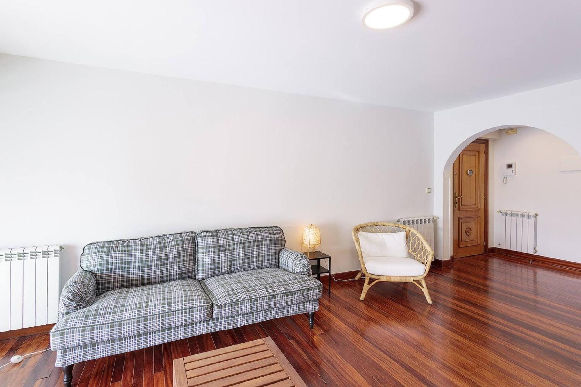 Earra - Casa Damatxo, Terraza, 1 Minuto A La Playa, Zona Tranquila Appartement Zarautz Buitenkant foto