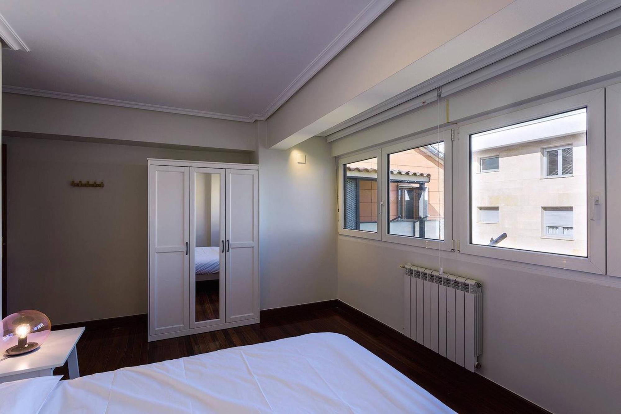 Earra - Casa Damatxo, Terraza, 1 Minuto A La Playa, Zona Tranquila Appartement Zarautz Buitenkant foto